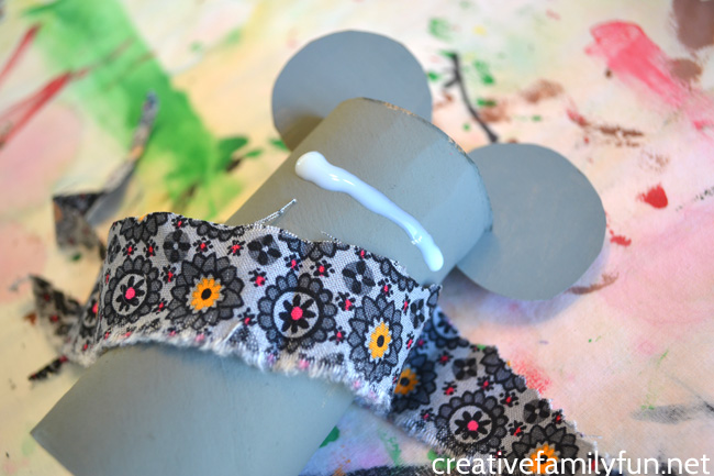 Have some nursery rhyme fun when you make this simple Three Blind Mice craft for kids. It's easy to make and uses recycled supplies. This makes the perfect prop for the popular nursery rhyme.