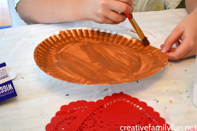 This fun paper plate Valentine bear craft is so easy to make with a few simple supplies. It's perfect for preschoolers to make for Valentine's Day.