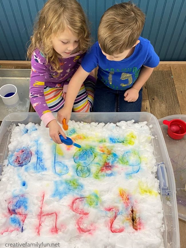 Practice writing and identifying numbers this winter with this fun snow numbers activity for toddlers that you can do indoors. 